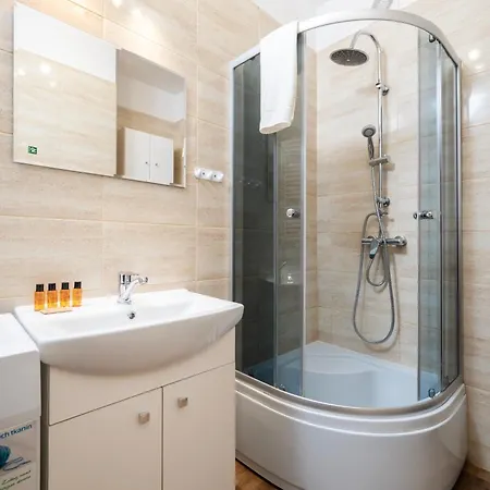 Apartament Urban Serenity Space By Bookinghost *