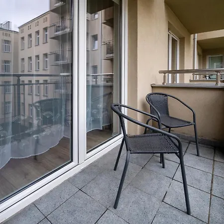 Urban Serenity Space By Bookinghost