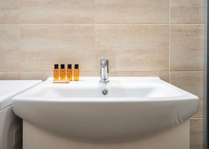 Urban Serenity Space By Bookinghost Lejlighed *